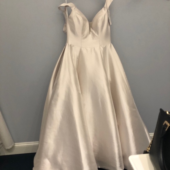 2020 Eddy K Mikado Silk Ballgown, NWT, never worn - Picture 6 of 7